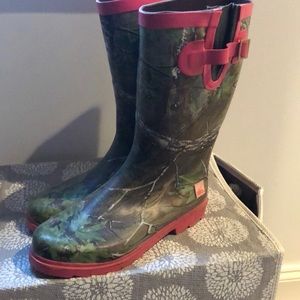 Camo Rain boots